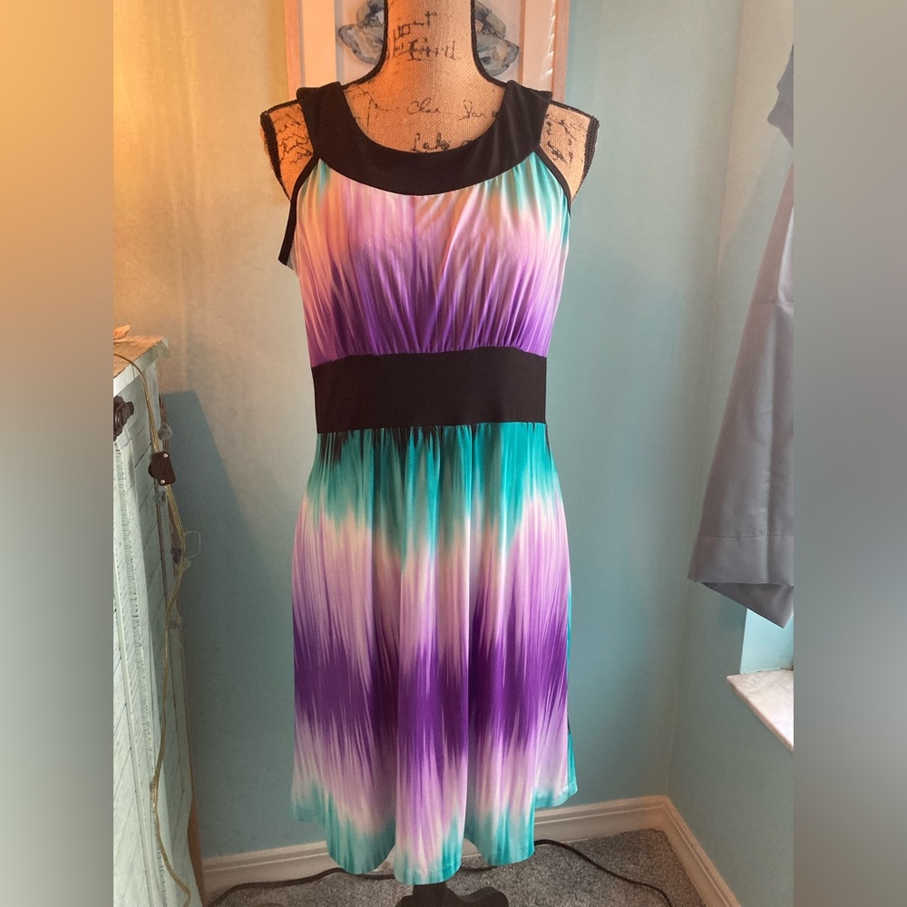Fun summer dress, size M